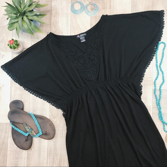 Dresses & Skirts - Delirious LA black crochet dress cover up size L